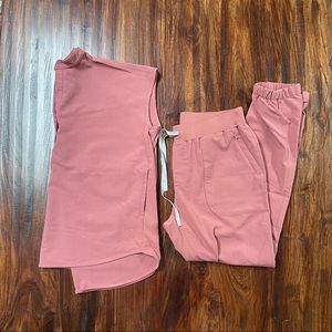 Figs Mauve scrub set